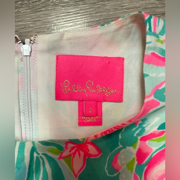 🌸 Lilly Pulitzer Classic Shift Dress | Size 2 | Pink & Green Floral w/ Lace Trim - Picture 3 of 3